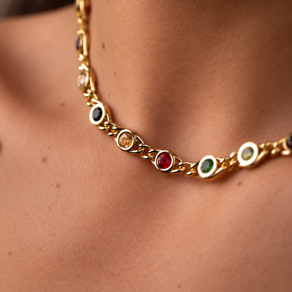 Colar Chloé Banhado em Ouro 18k