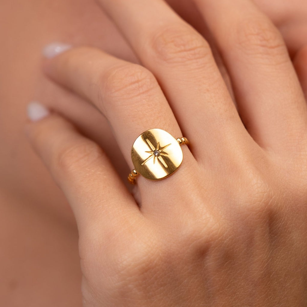 Anel Ajustável Estrela Náutica Banhado em Ouro 18k