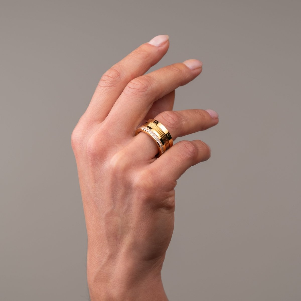 Anel Arame e Cristais Banhado em Ouro 18k