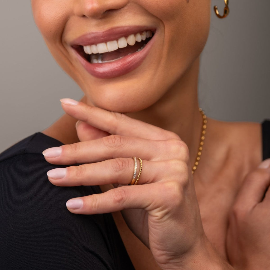 Anel Aurora Cristais Banhado em Ouro 18k