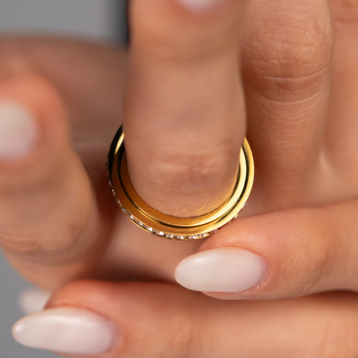 Anel Brilhante Rotativo Banhado em Ouro 18k