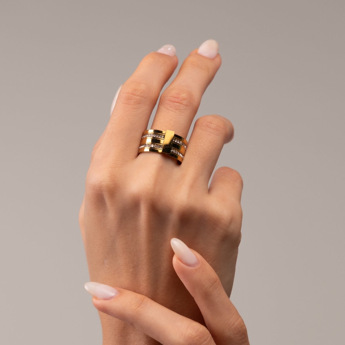 Anel Caviar Stack Banhado em Ouro 18K