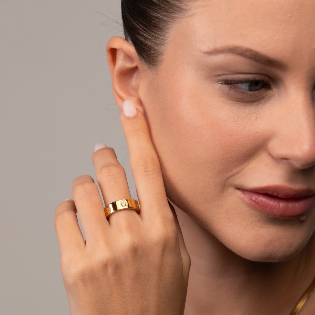 Anel Classic Inspiração Banhado em Ouro 18k