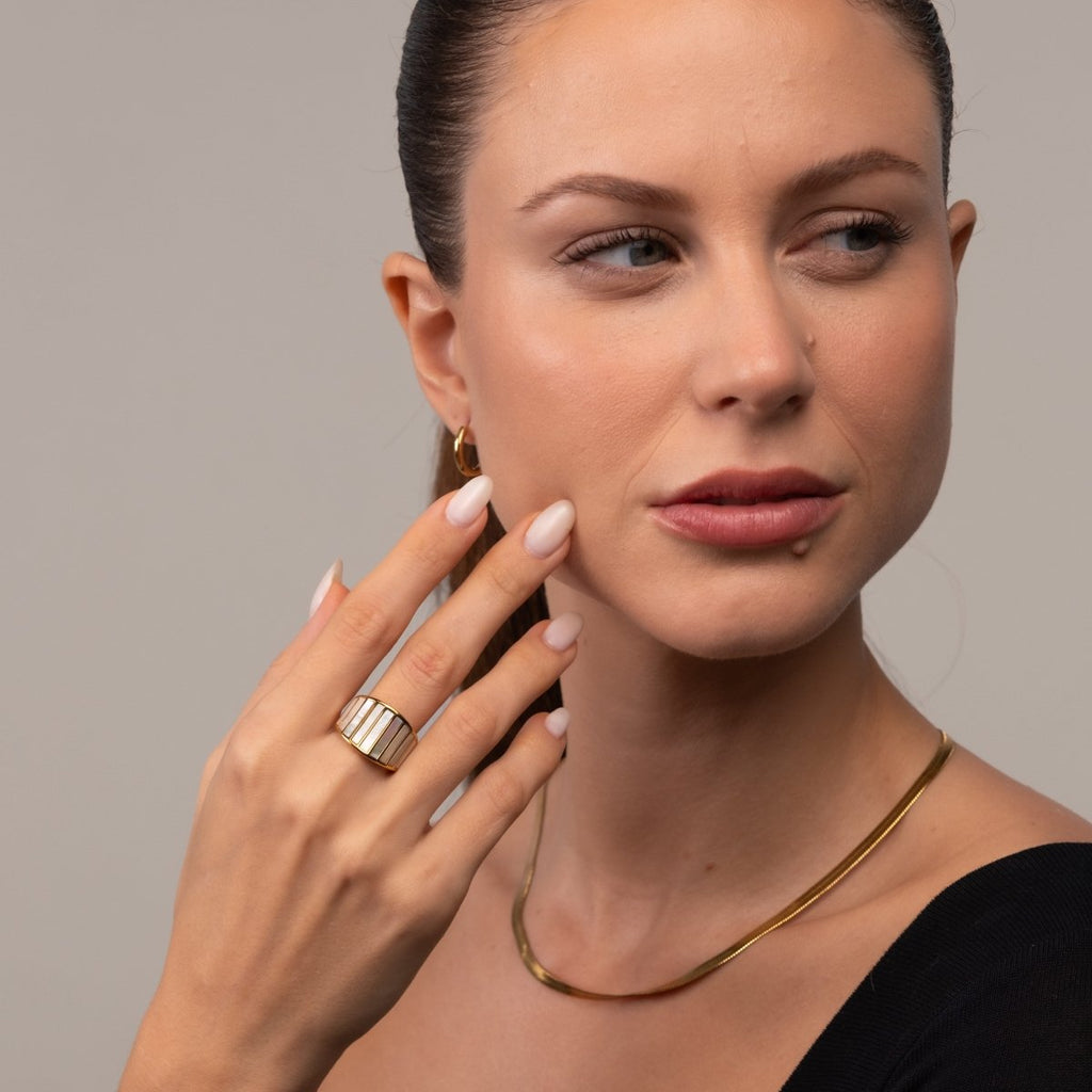 Anel Coliseu Banhado em Ouro 18k