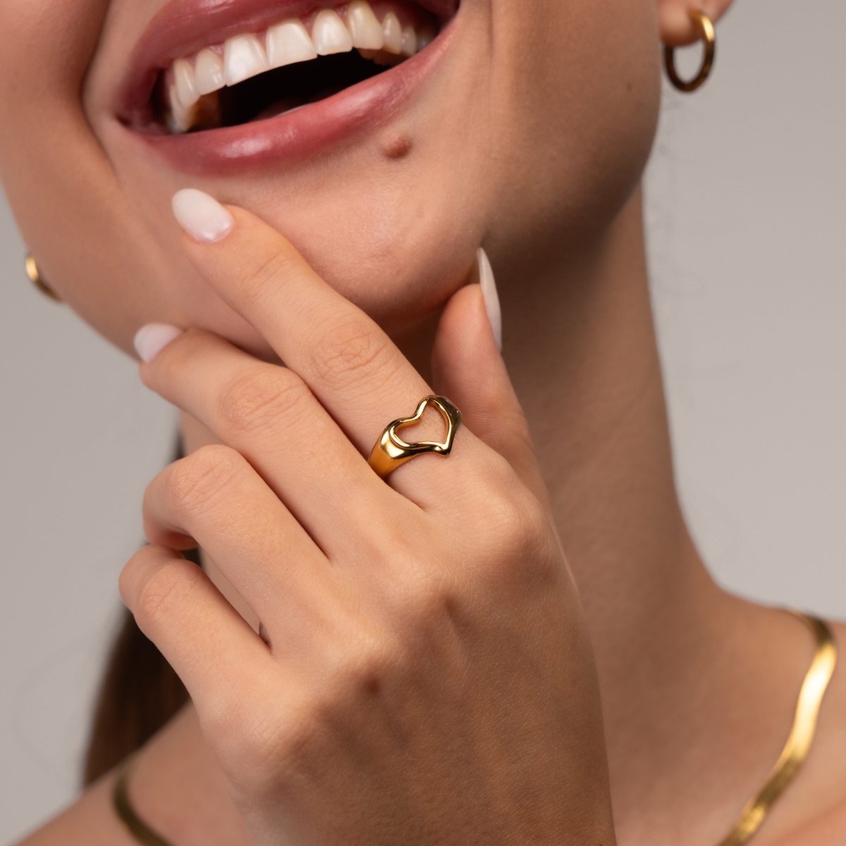 Anel Coração Abstrato Ajustável Banhado em Ouro 18K