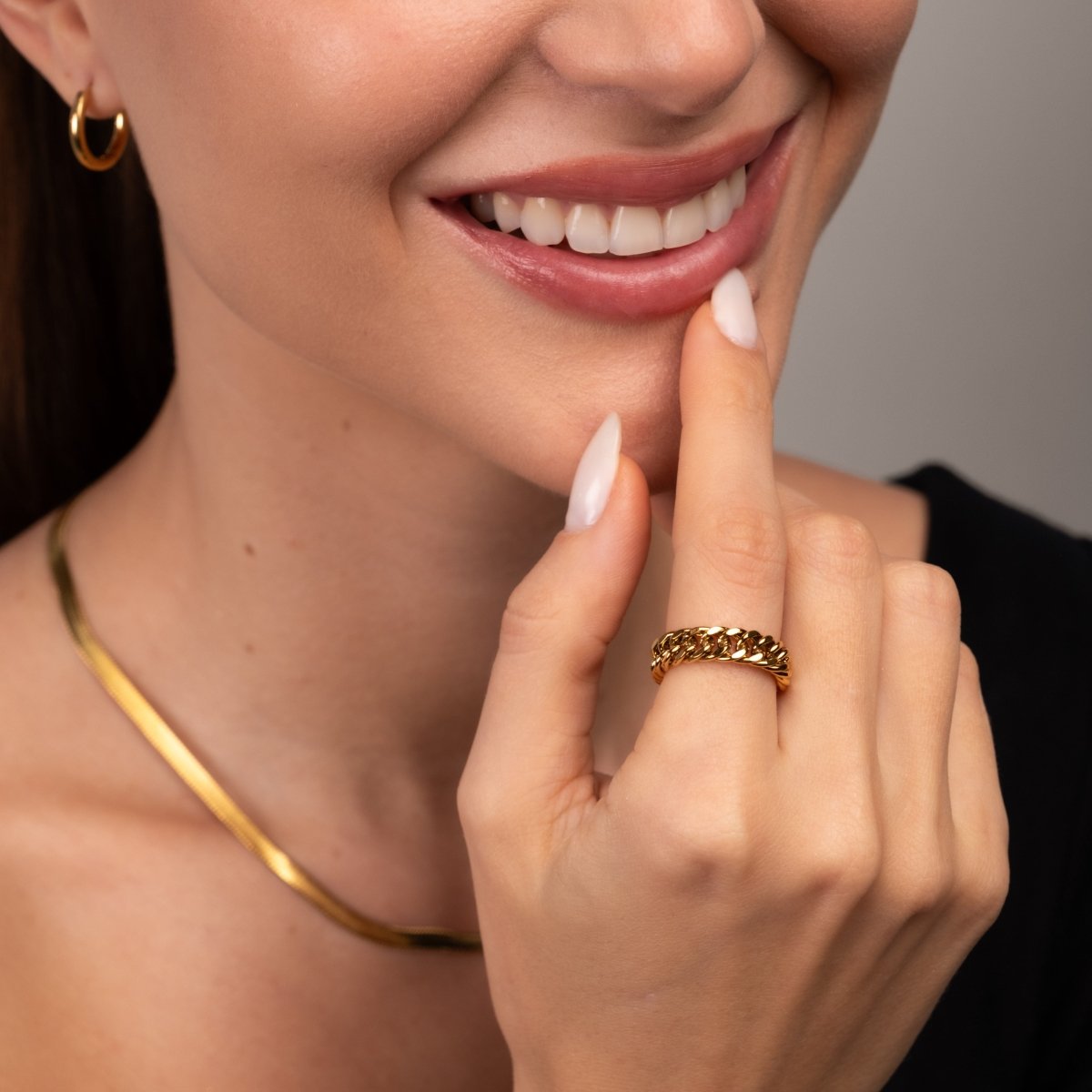 Anel Corrente Banhado em Ouro 18K