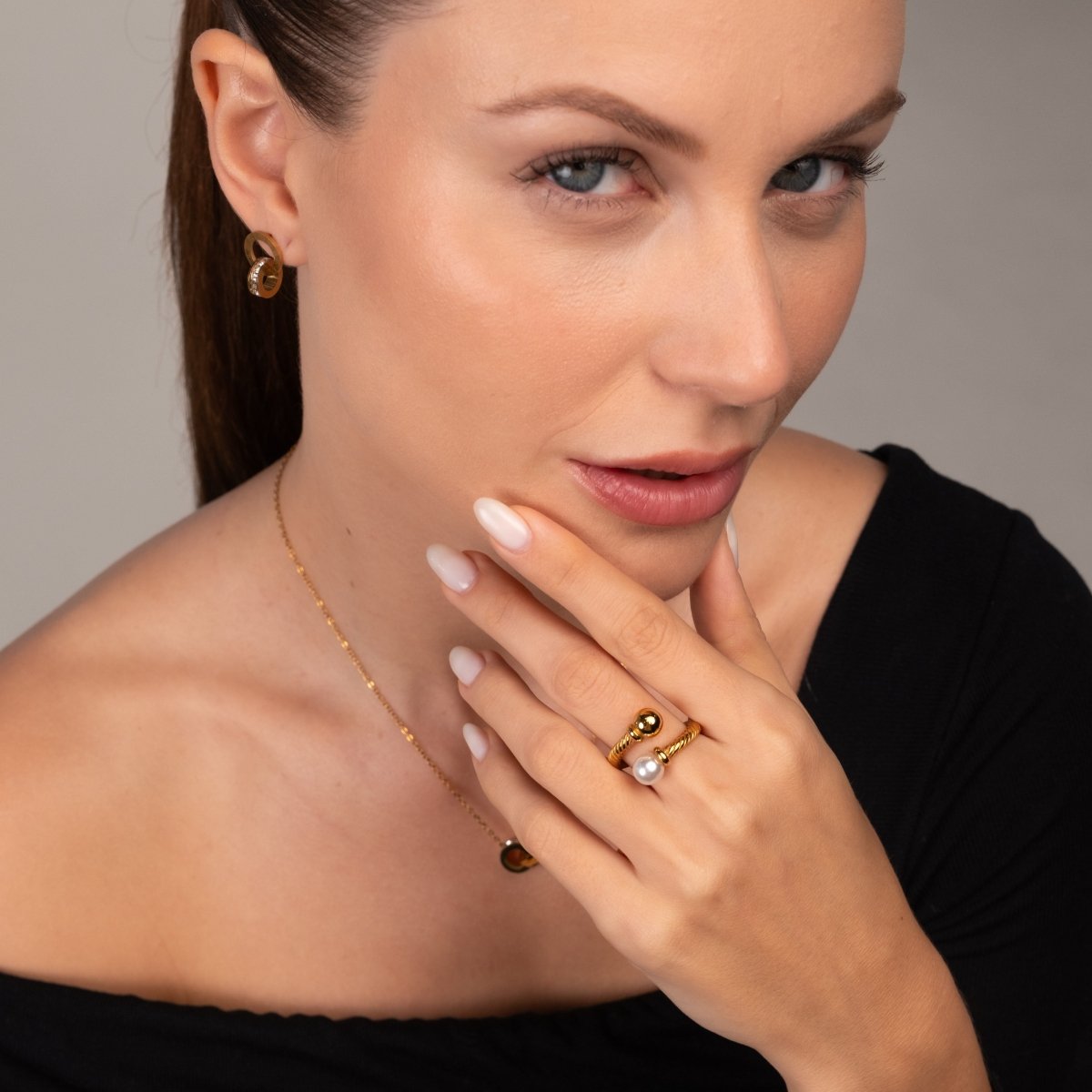 Anel Elegance Pérola Banhado em Ouro 18k