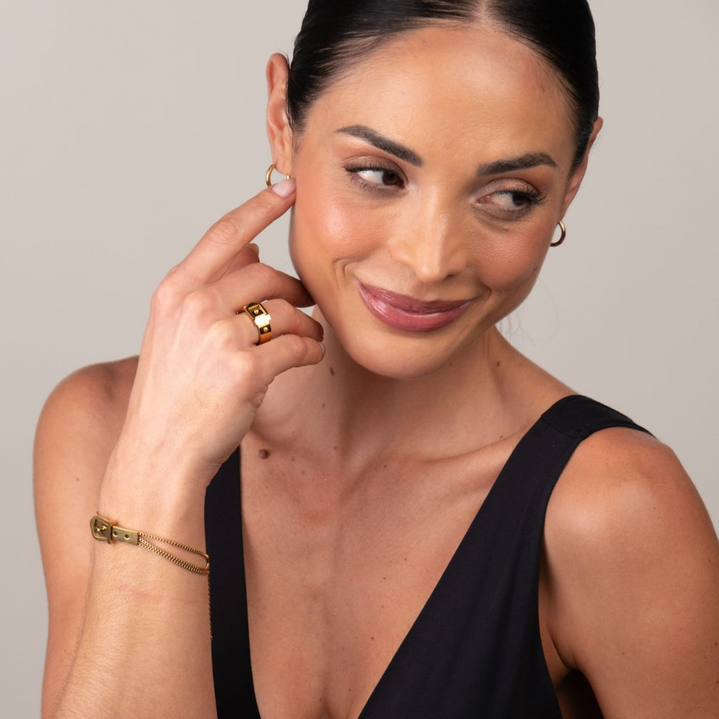 Anel Fivela Banhado em Ouro 18K