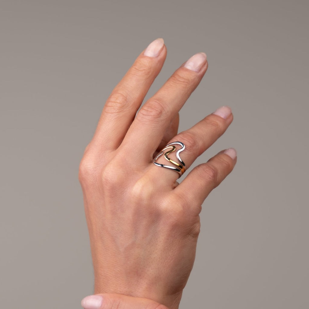 Anel Harmonia Dual Ajustável com Mix de Banhos Dourado e Prata
