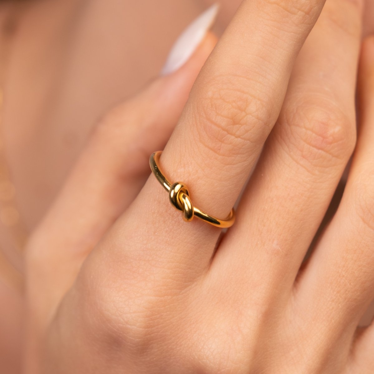 Anel Nó Banhado em Ouro 18k