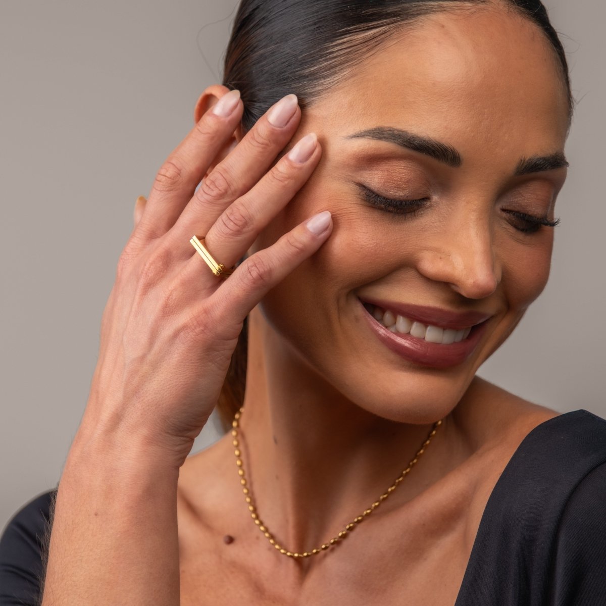 Anel Parafuso Plano Banhado em Ouro 18k