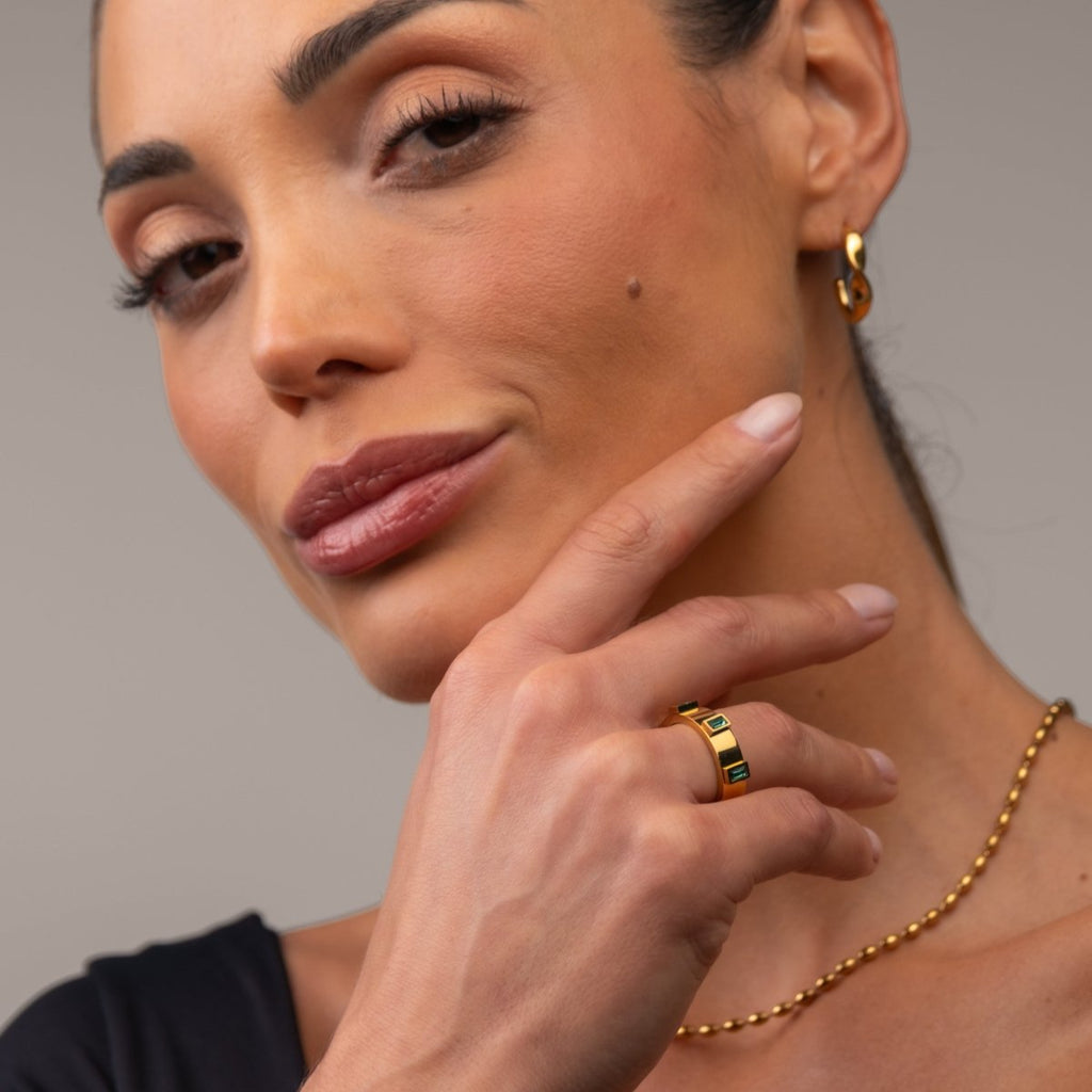 Anel Prestige Cúbica Banhado em Ouro 18K