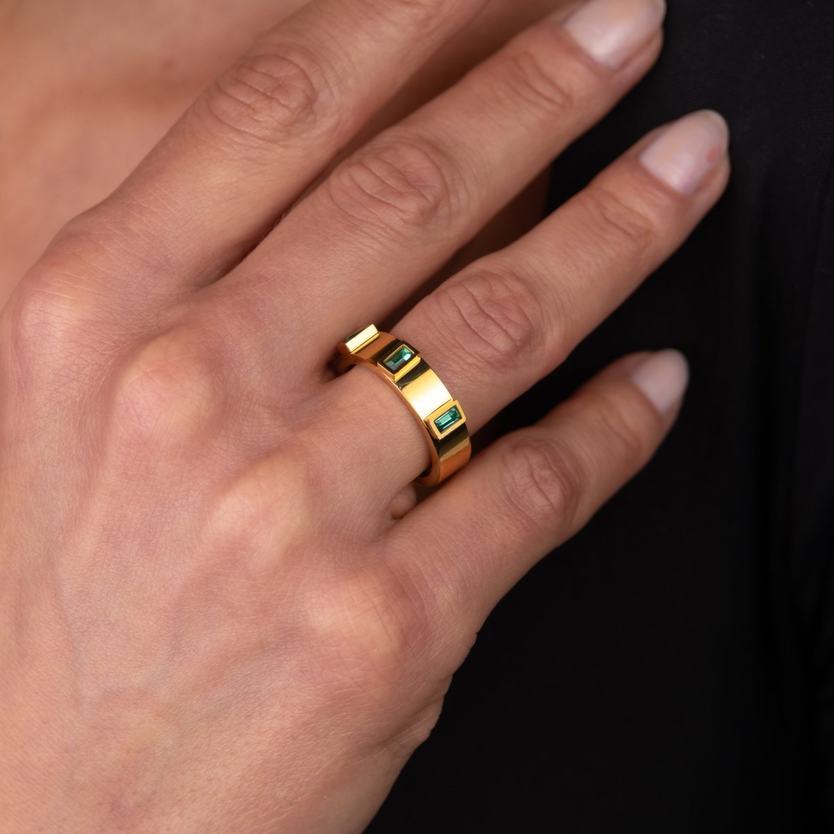 Anel Prestige Cúbica Banhado em Ouro 18K