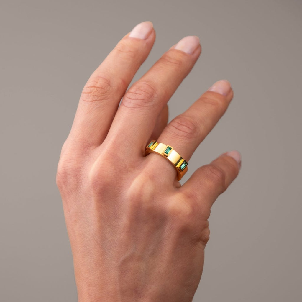 Anel Prestige Cúbica Banhado em Ouro 18K