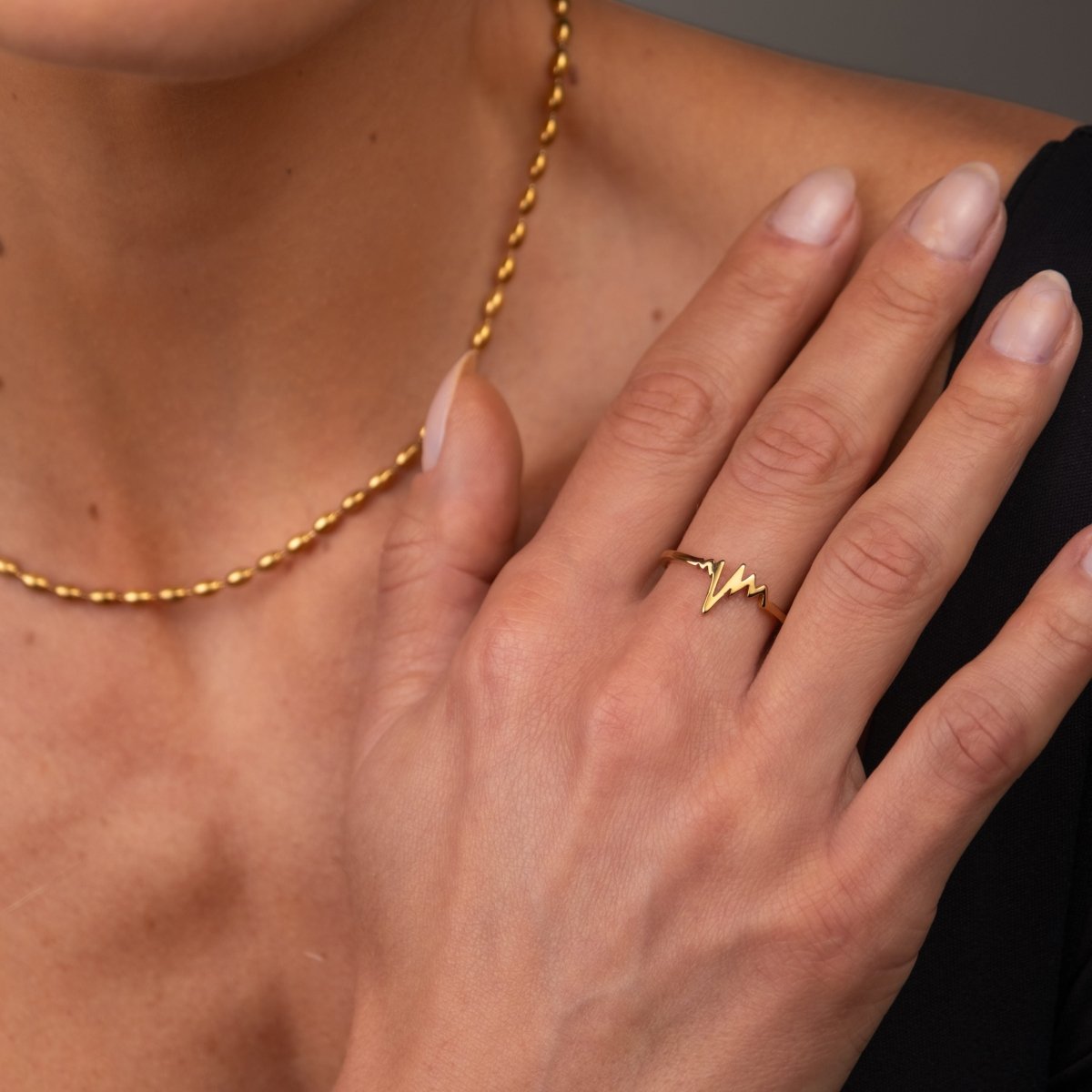 Anel Ritmo do Amor Banhado em Ouro 18K