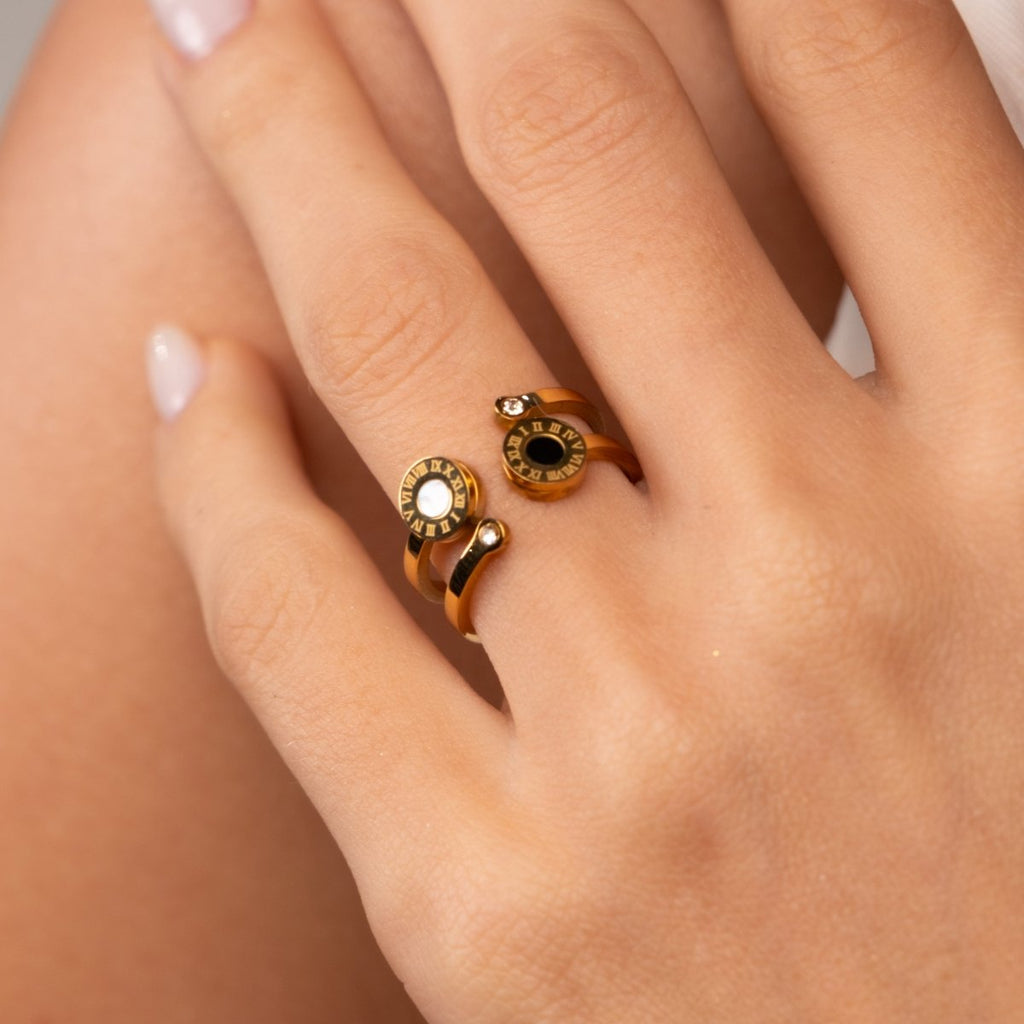 Anel Romanos Venice Banhado em Ouro 18K
