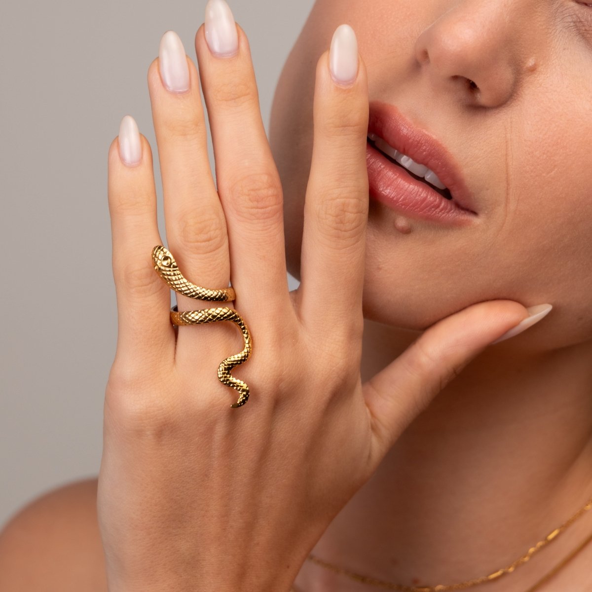 Anel Serpente Ajustável Banhado em Ouro 18K