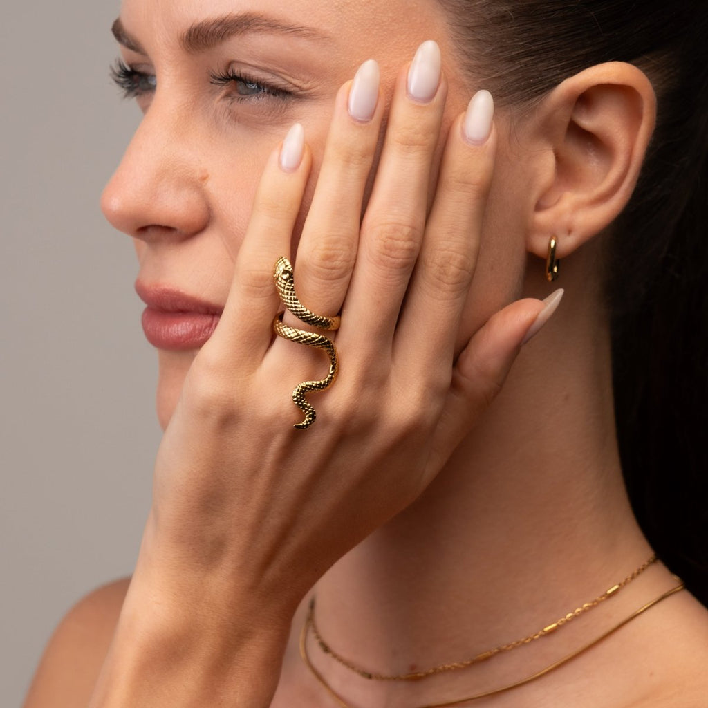 Anel Serpente Ajustável Banhado em Ouro 18K