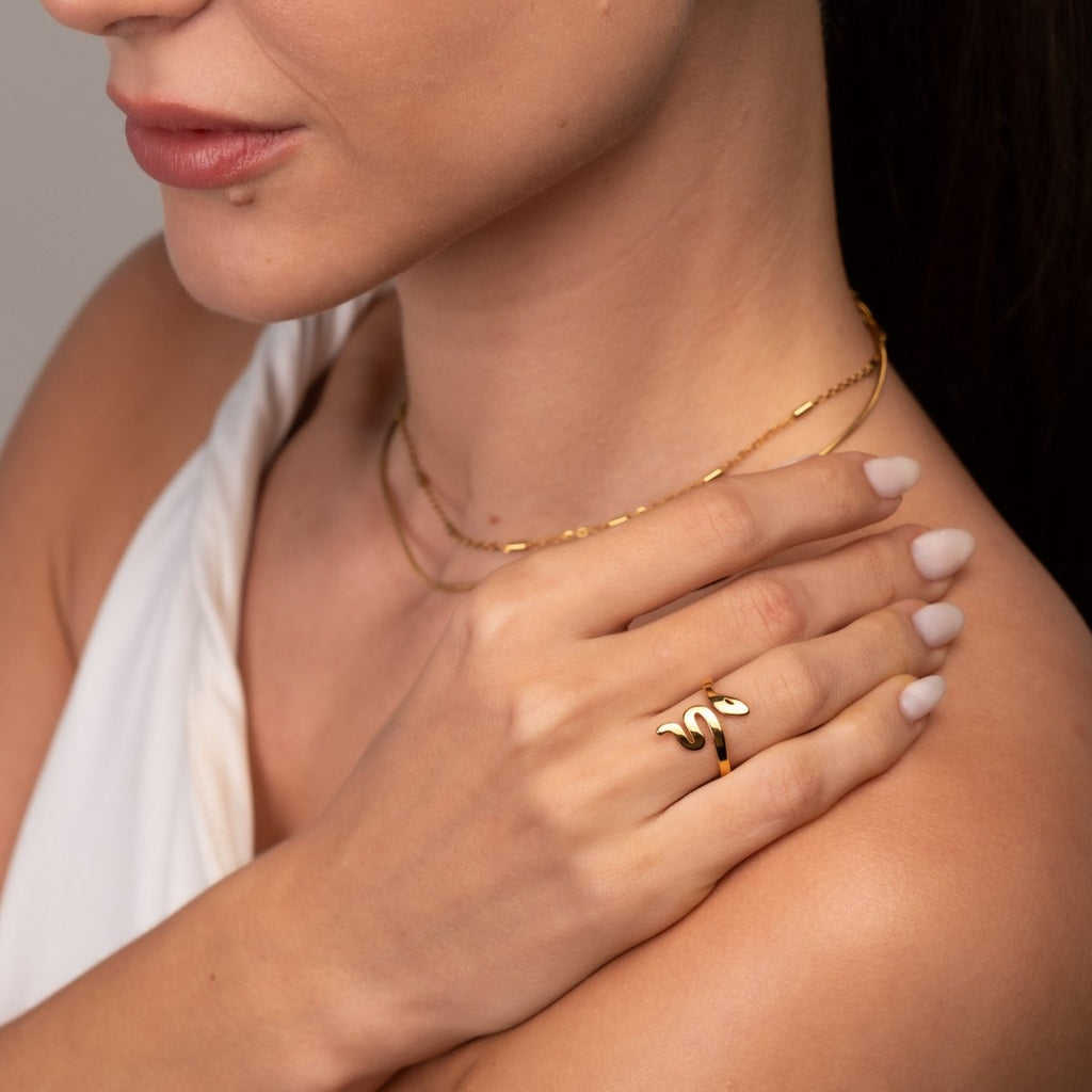 Anel Serpente Banhado em Ouro 18K
