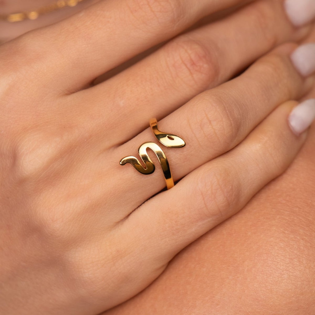 Anel Serpente Banhado em Ouro 18K