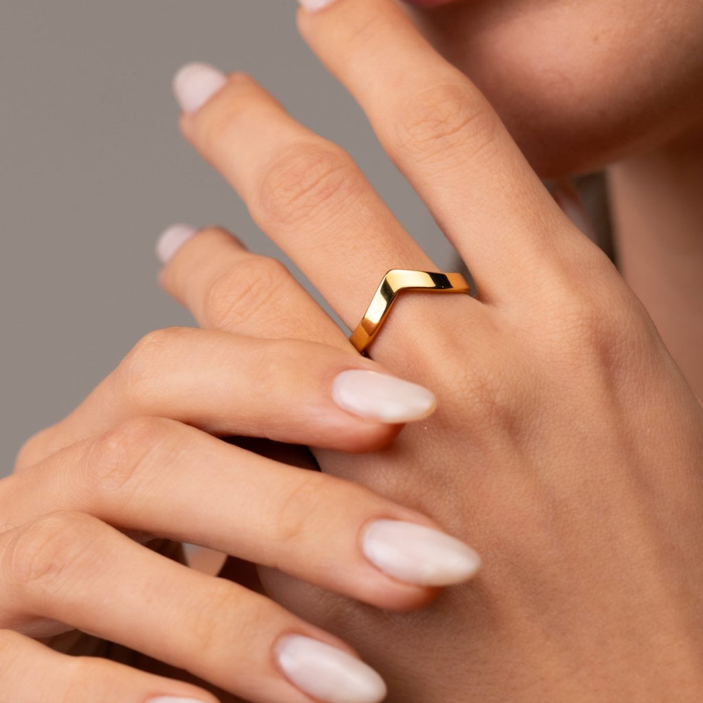 Anel Trinity Liso Banhado em Ouro 18K