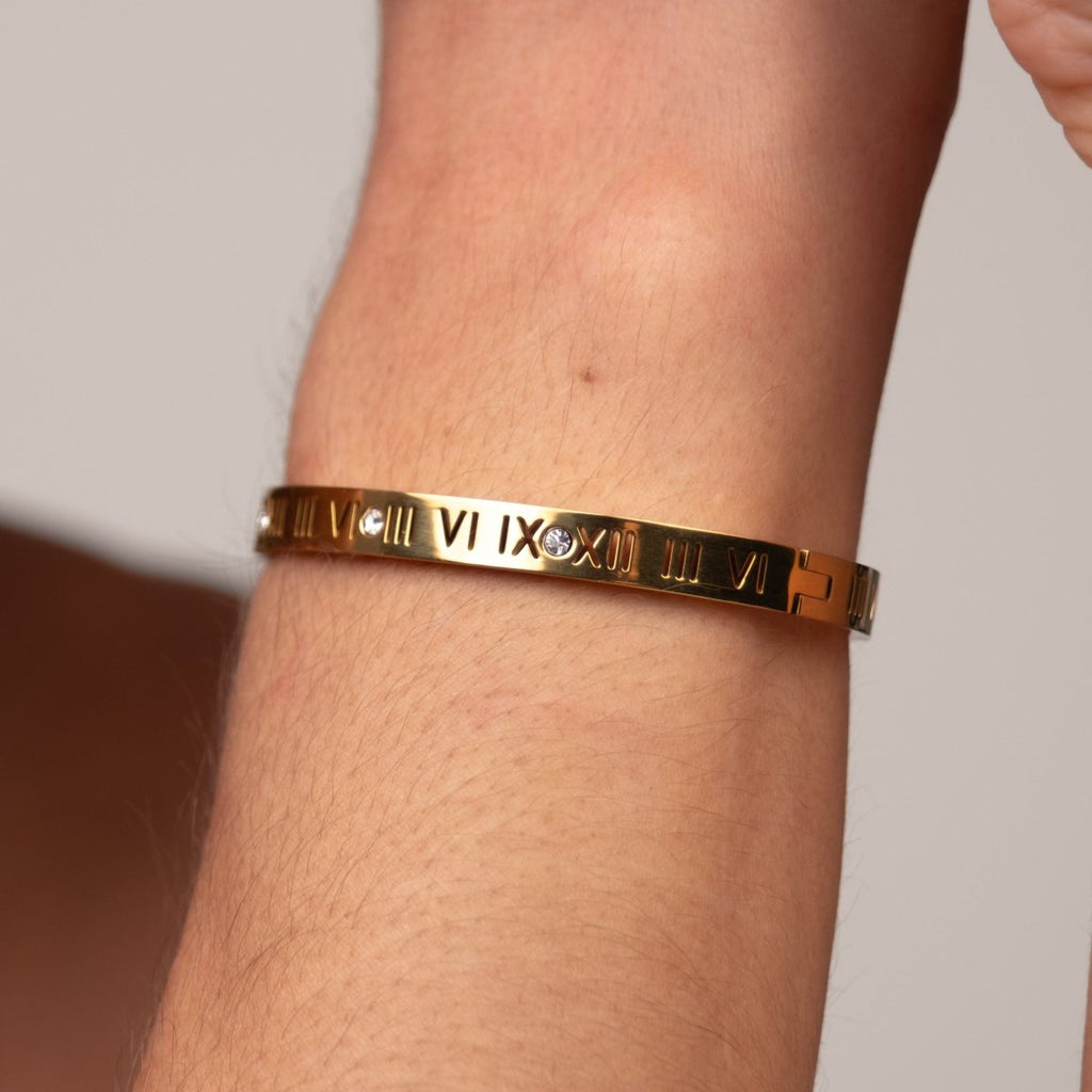 Bracelete Algarismo Romanos Banhado em Ouro 18K