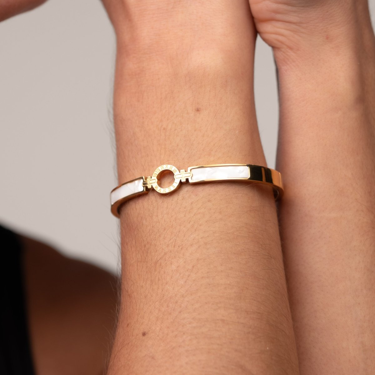 Bracelete Aura Banhado em Ouro 18k