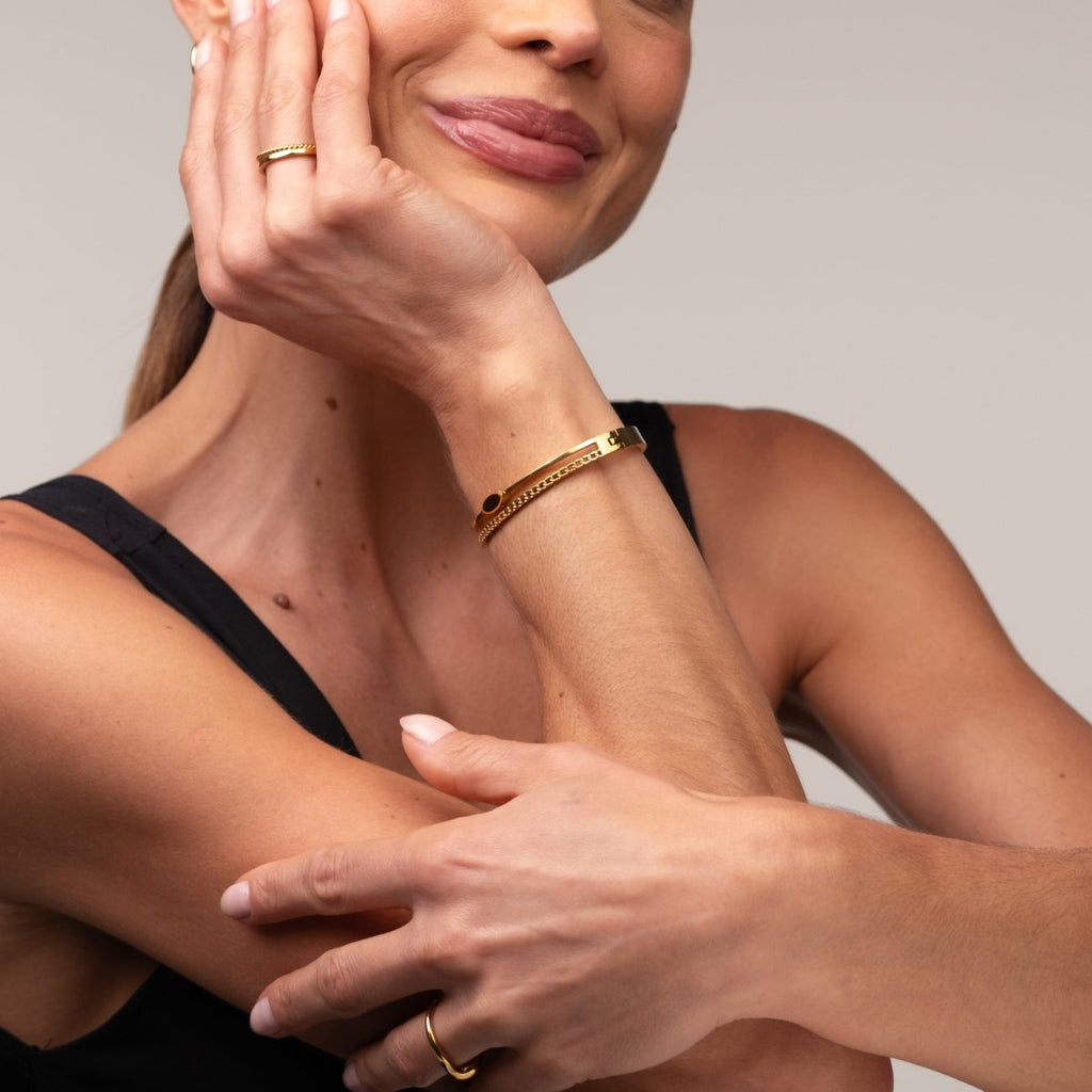 Bracelete Camadas Ônix Banhado em Ouro 18k