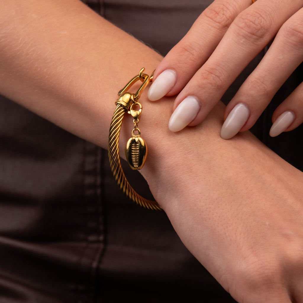 Bracelete Concha Hana Banhado em Ouro 18K