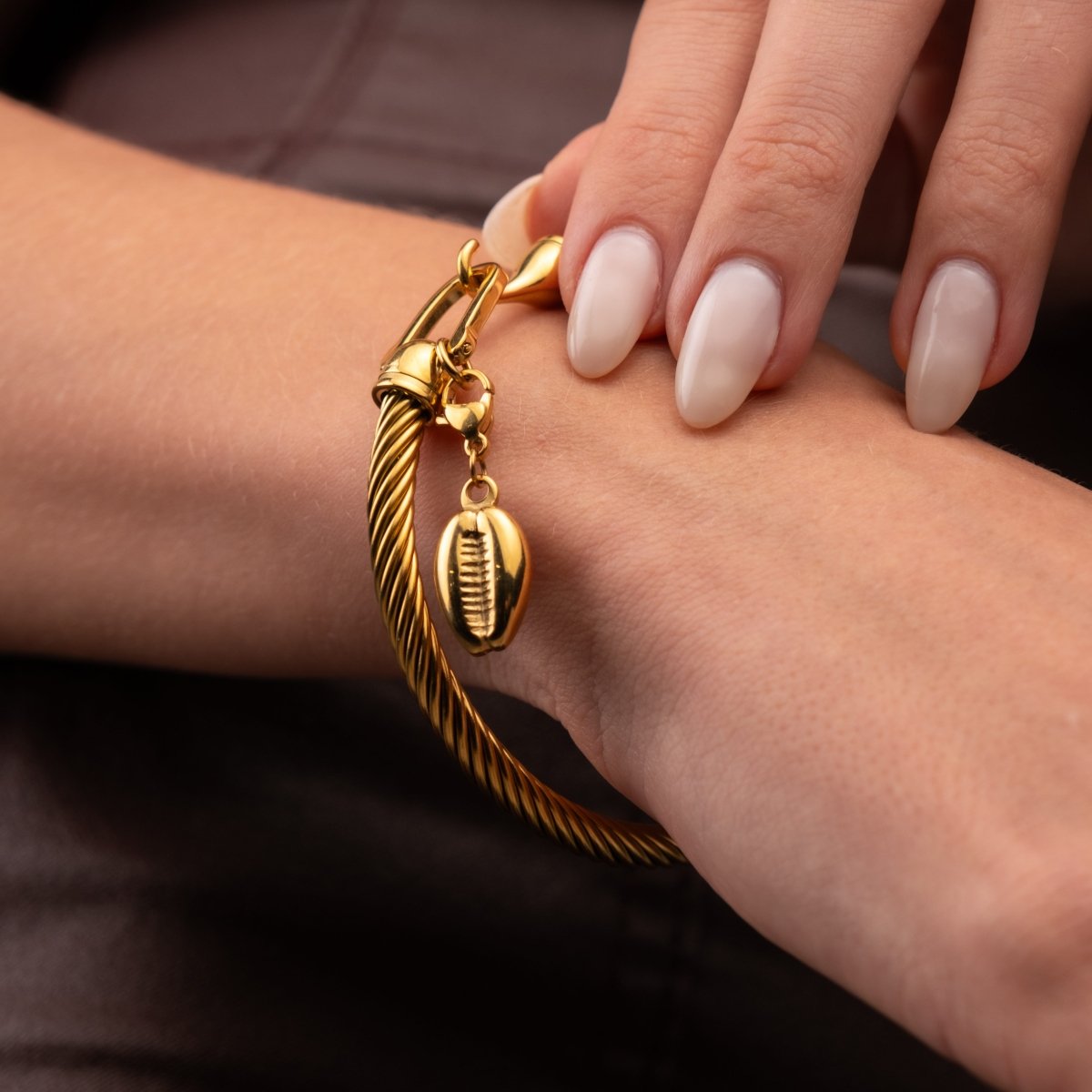 Bracelete Concha Hana Banhado em Ouro 18K
