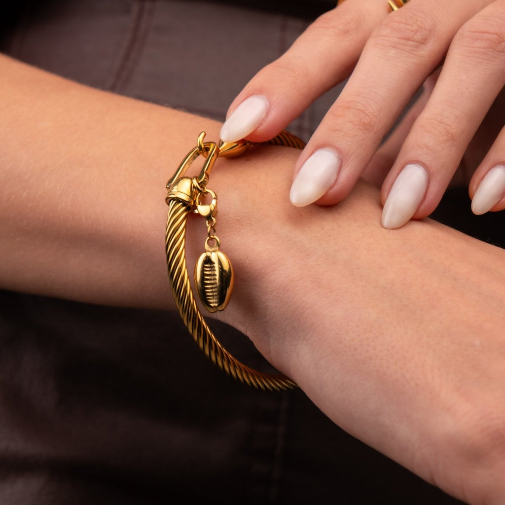 Bracelete Concha Hana Banhado em Ouro 18K