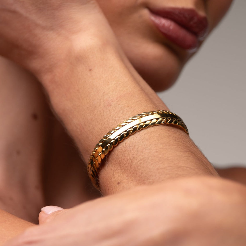 Bracelete Folhas Dourada Banhado em Ouro 18k