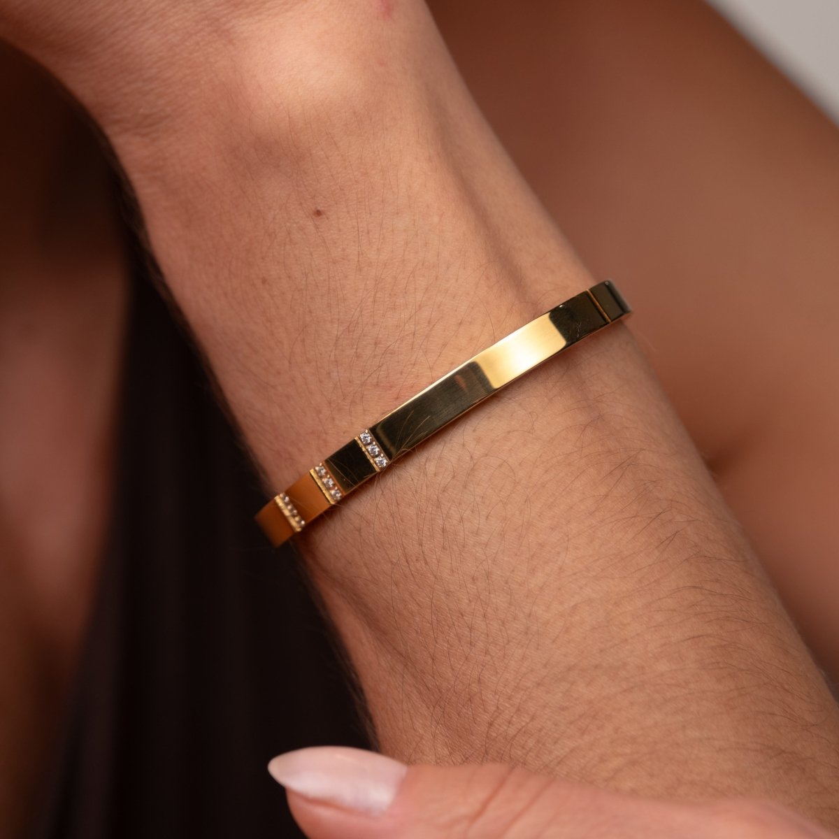 Bracelete Minimal Banhado em Ouro 18k