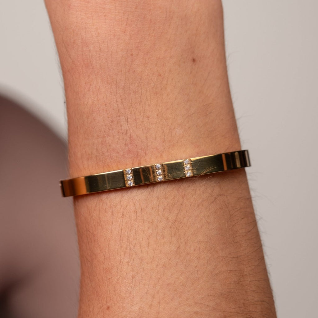 Bracelete Minimal Banhado em Ouro 18k