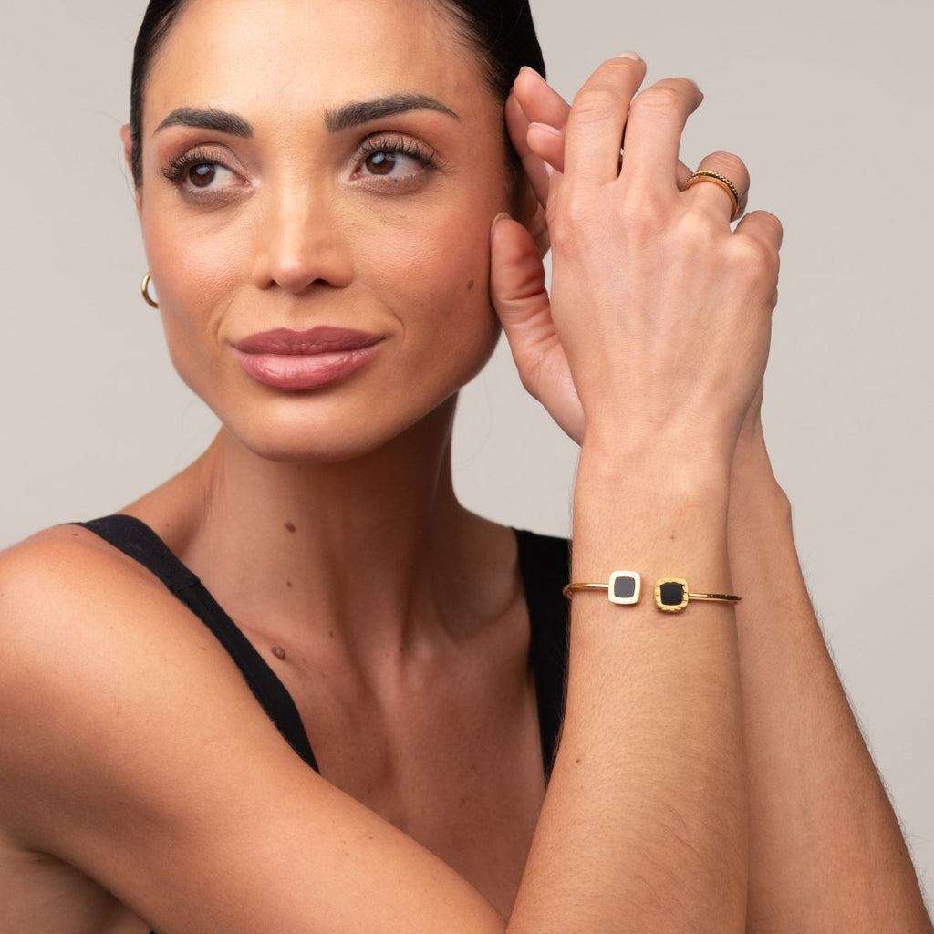 Bracelete Ônix Banhado em Ouro 18K