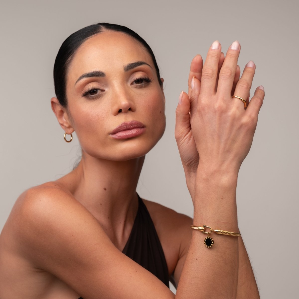 Bracelete Pingente Ônix Banhado em Ouro 18K