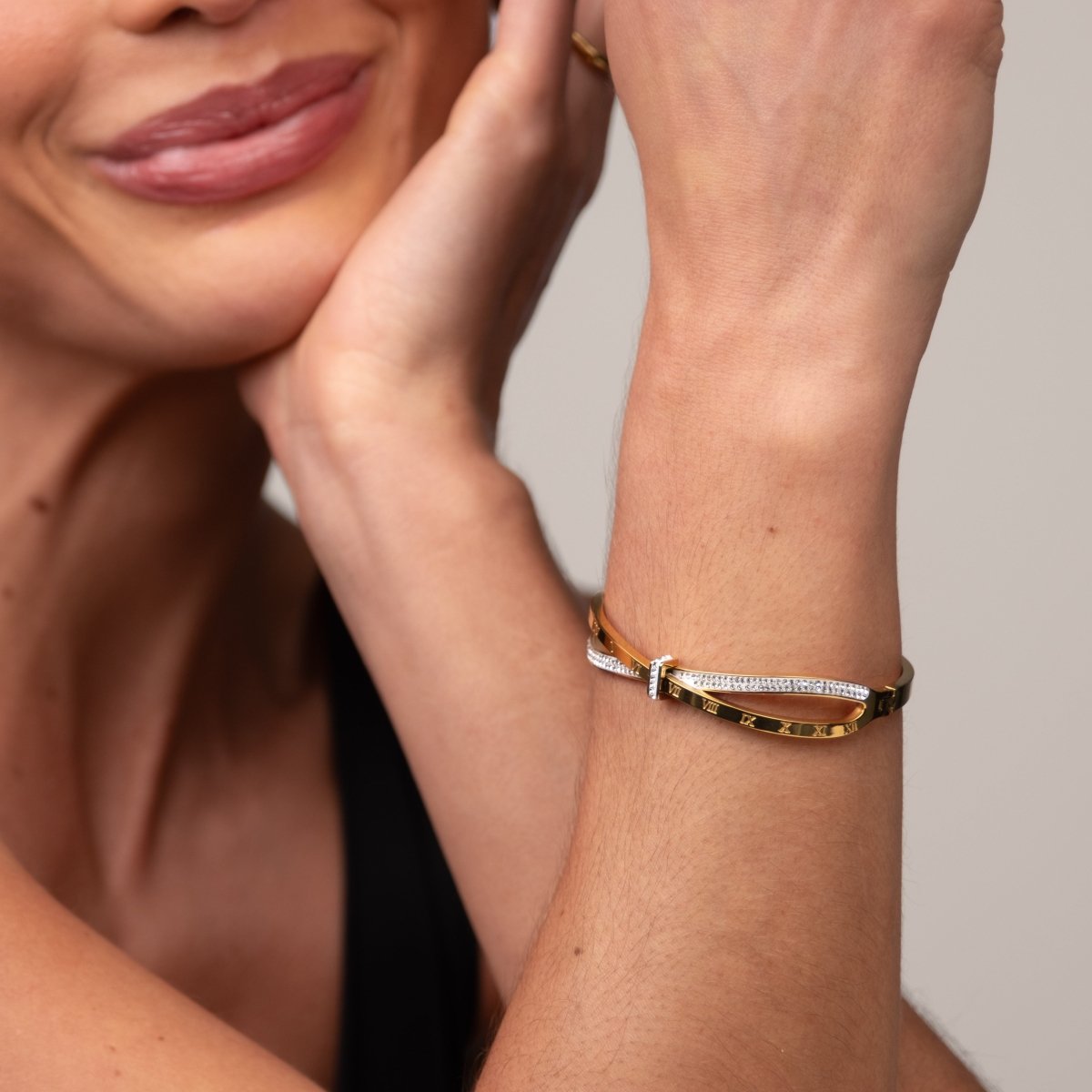 Bracelete Romano Zircônia Banhado em Ouro 18K