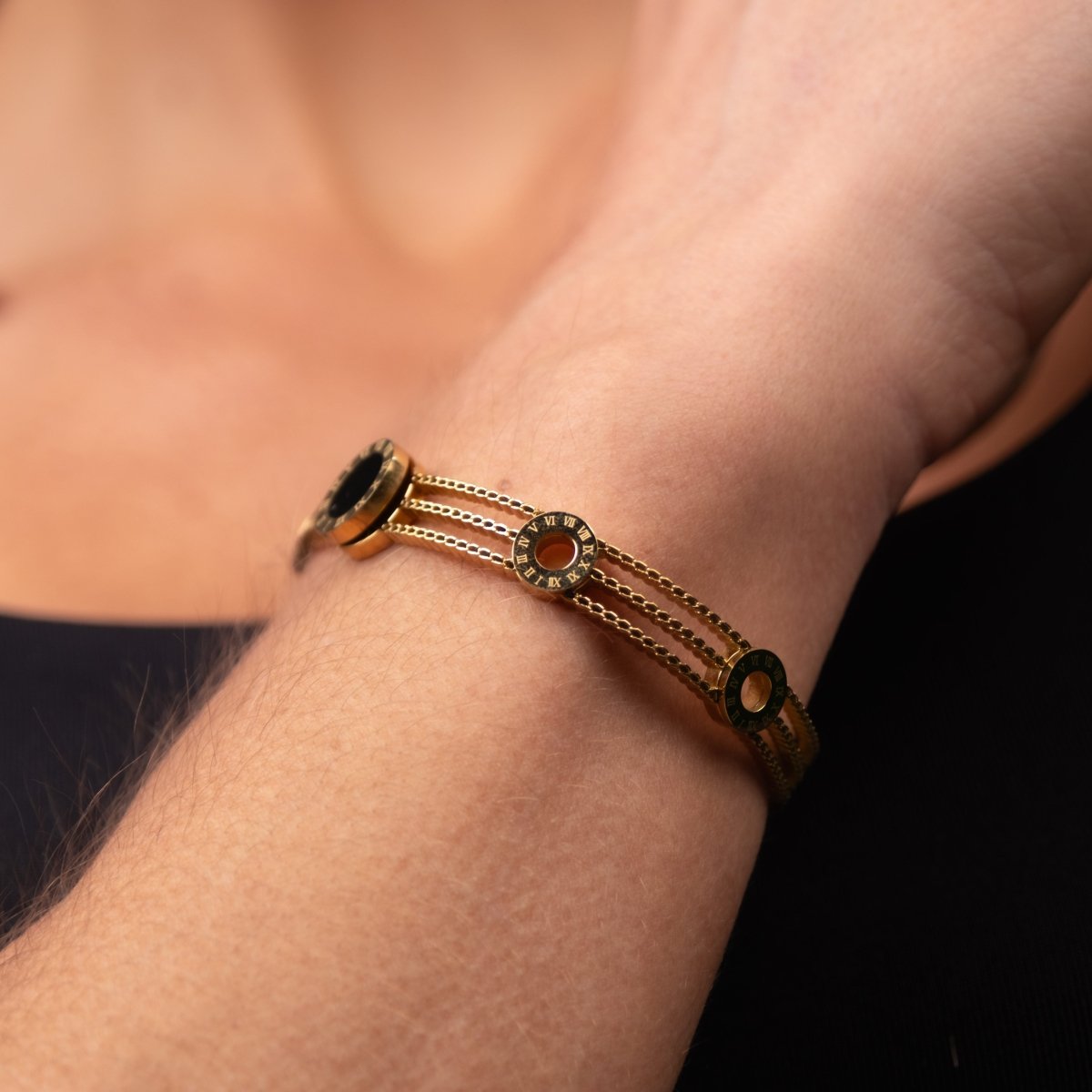 Bracelete Tríplice Ônix Banhado em Ouro 18k
