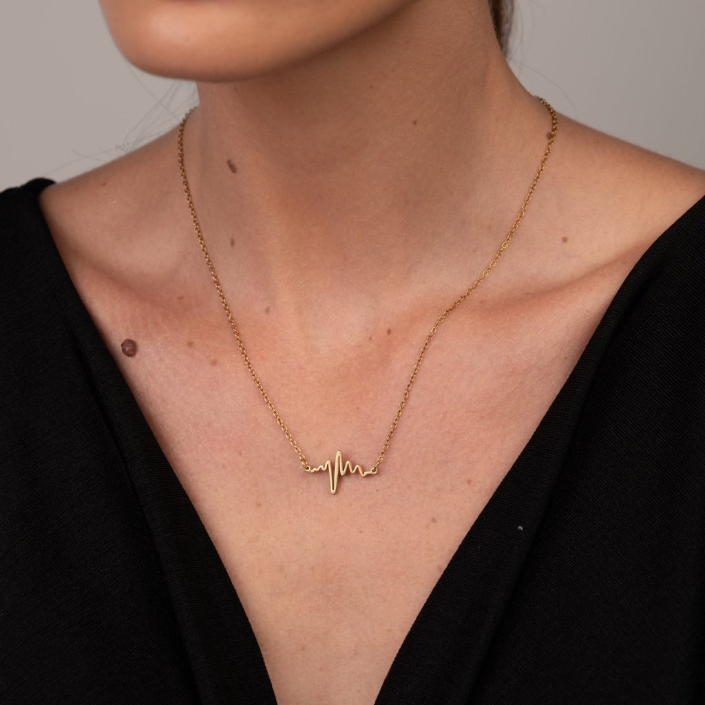 Colar Batimentos Life Pingente Banhado em Ouro 18K