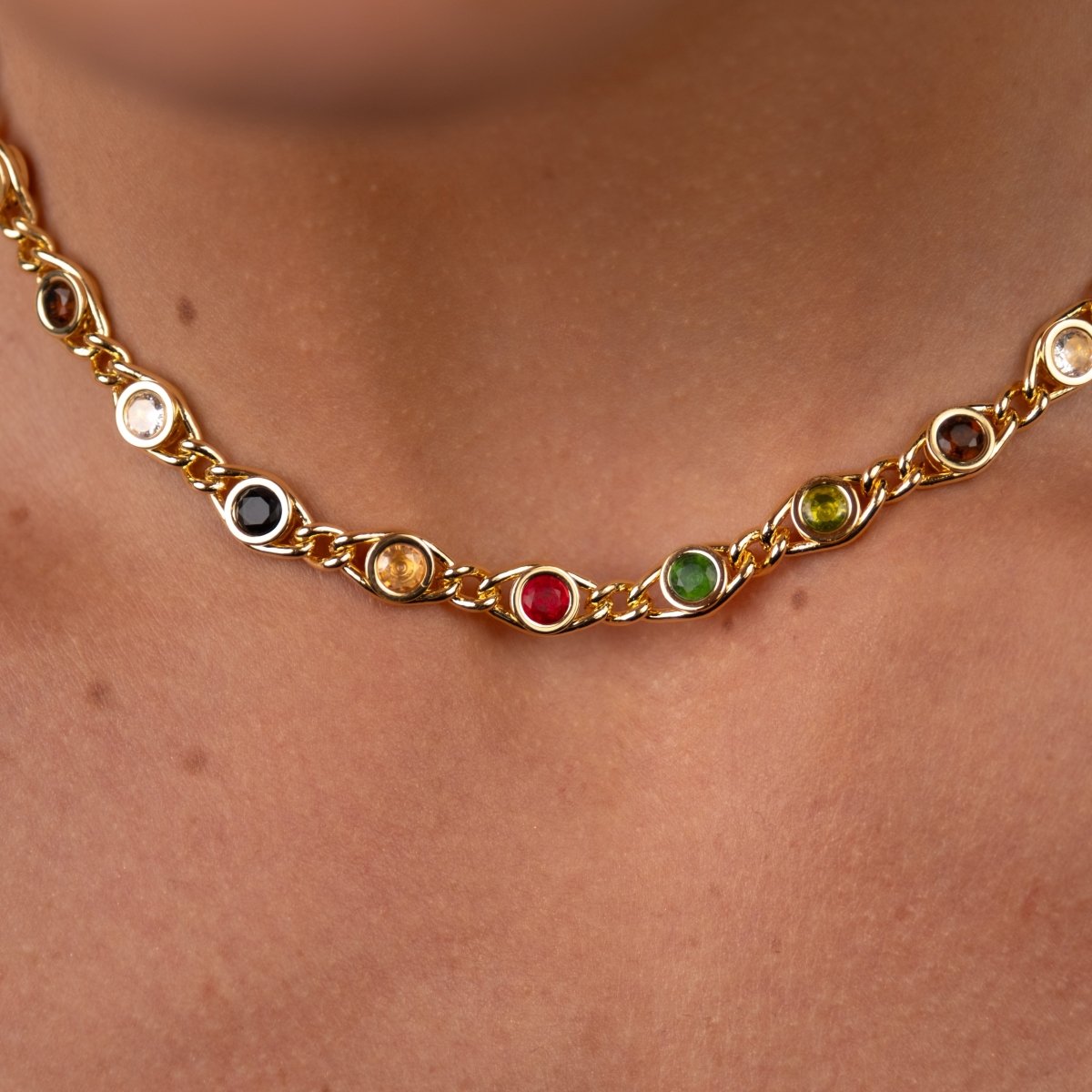 Colar Chloé Banhado em Ouro 18k