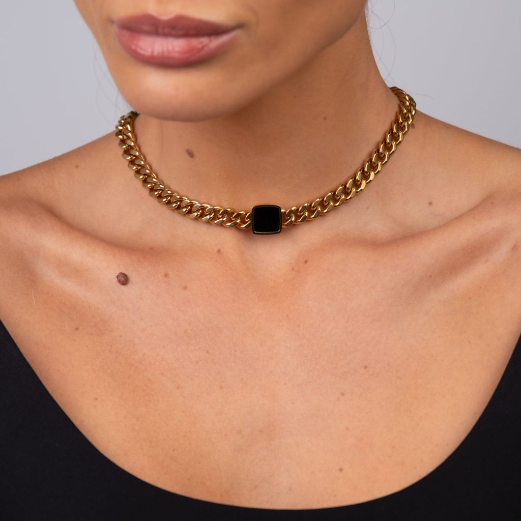 Colar Corrente Pedra Onix Quadrada Banhado em Ouro 18K