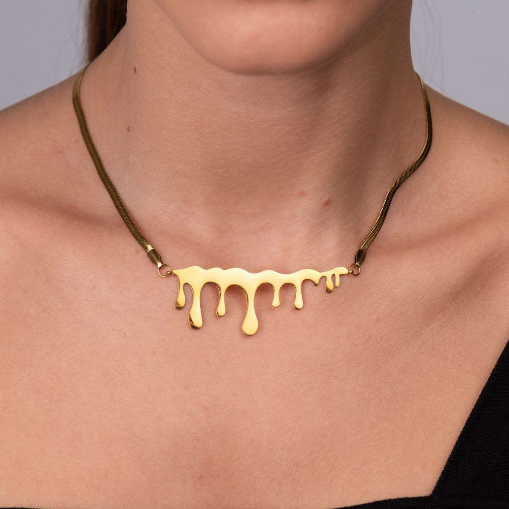 Colar Favo de Mel Minimalista Banhado em Ouro 18K