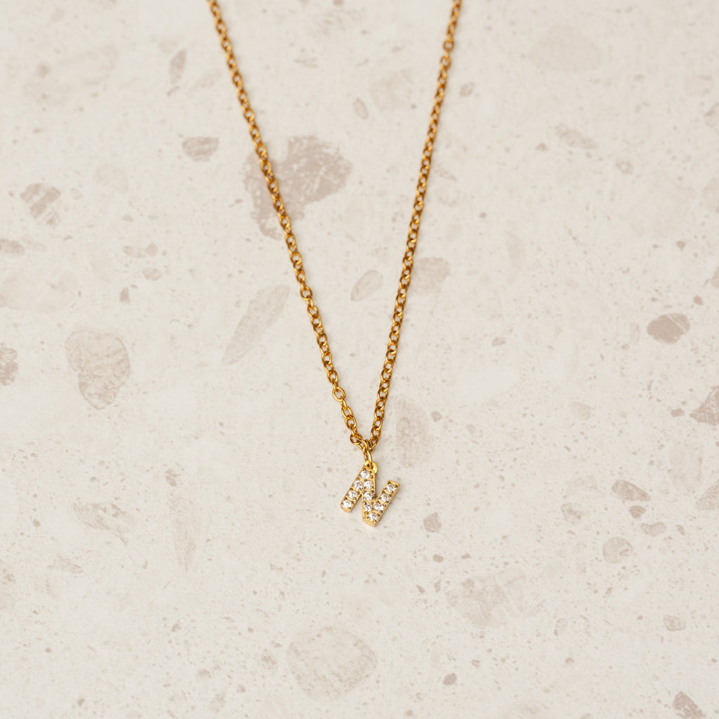 Colar Letra Inicial Stone Banhado em Ouro 18K