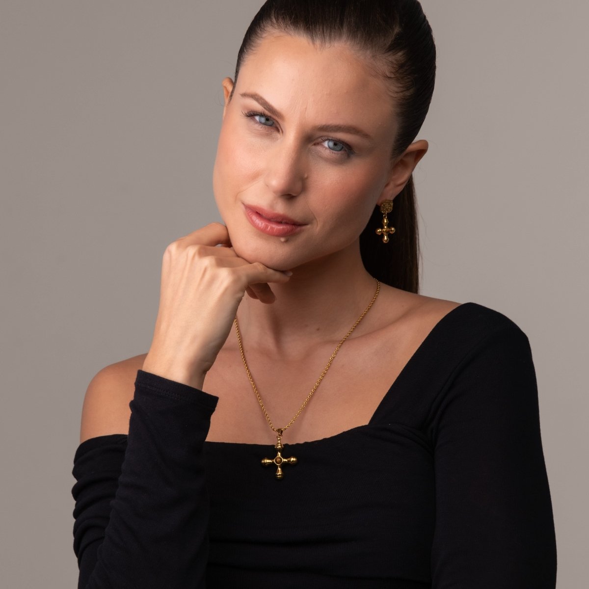 Colar Olho de Tigre Banhado em Ouro 18k