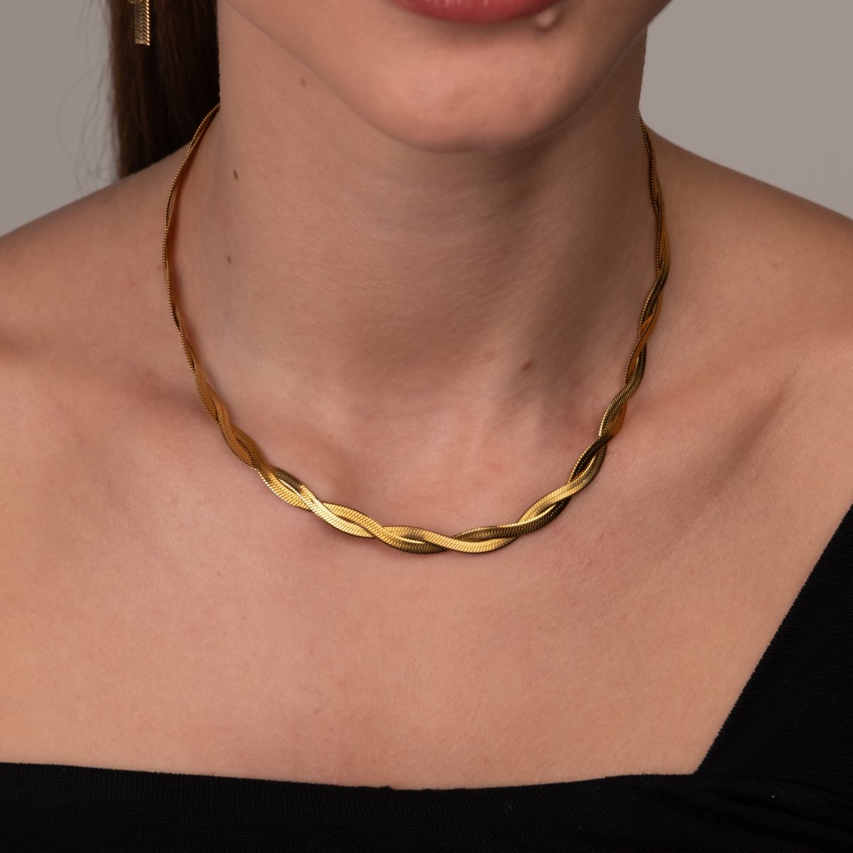 Colar Twist Banhado em Ouro 18K