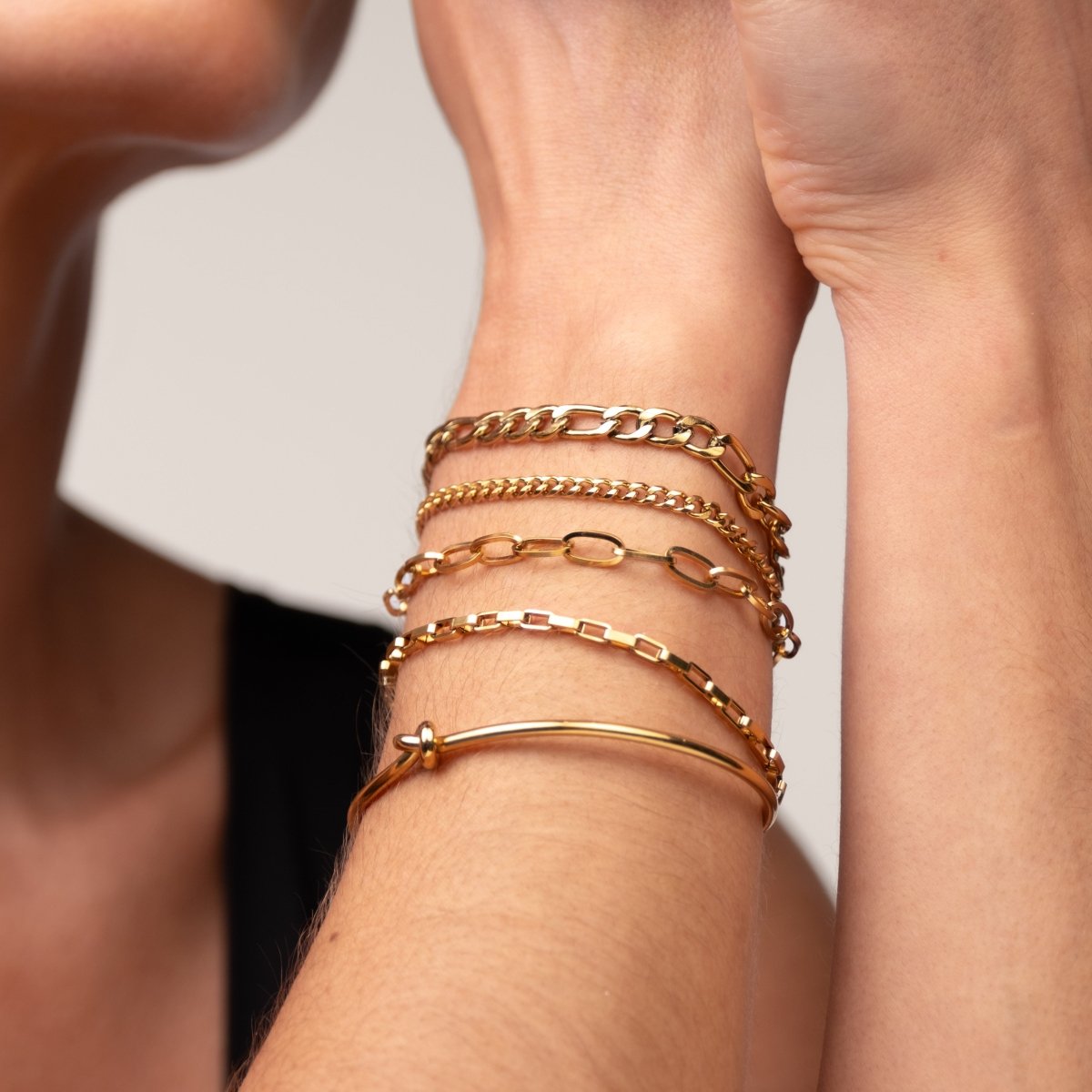 Kit Pulseiras Elegance & Bracelete Nó Banhado em Ouro 18K
