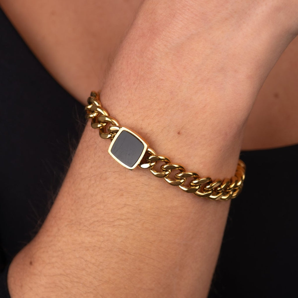 Pulseira de Corrente Pingente Ônix Banhado em Ouro 18K