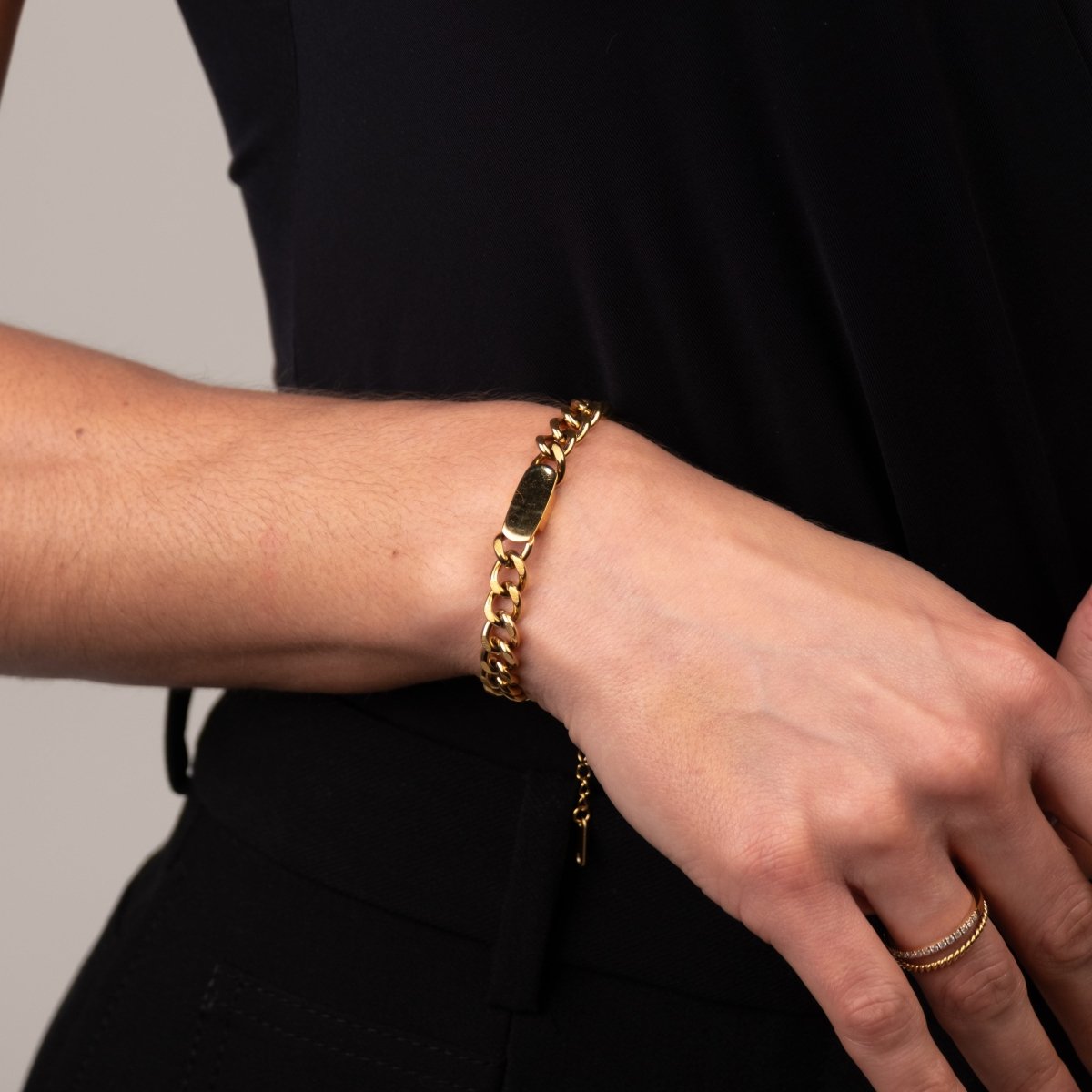 Pulseira de Corrente Pingente Retangular Banhada em Ouro 18k