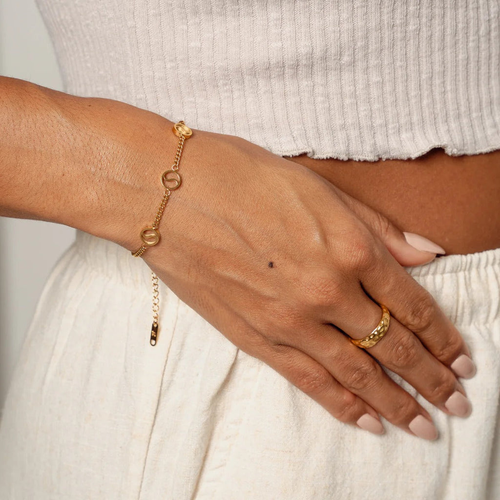 Pulseira Pingente Sierra Banhada em Ouro 18K