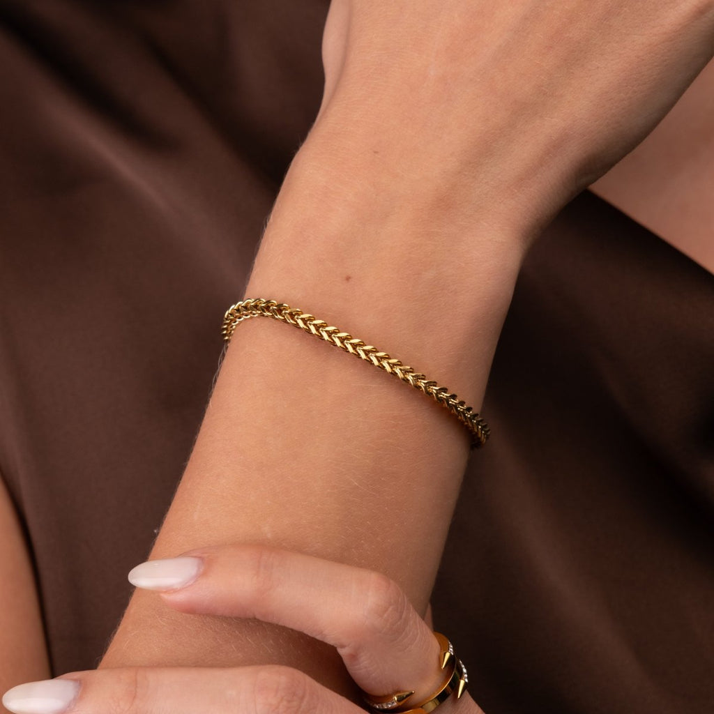 Pulseira Trama Ajustável Banhado em Ouro 18k